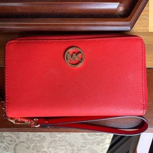 MK wristlet